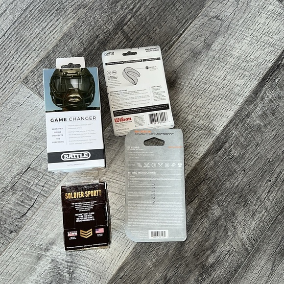 NWT mouth guard bundle - Picture 2 of 2